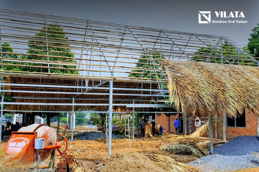 Lá dừa nước dùng để lợp mái nhà