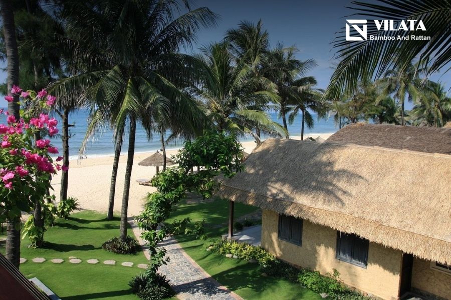 Resort ven biển mái lá